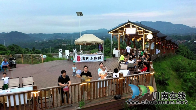 合江县荔江镇柿子田村：微风微醺微微甜，露